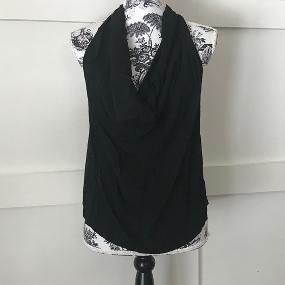 Cowl neck tank top blouse. Lace back - Picture 2 of 4